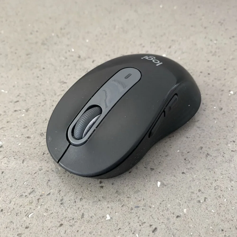 Logitech Signature M650 Mouse with Silent Clicks Tested Working - Graphite